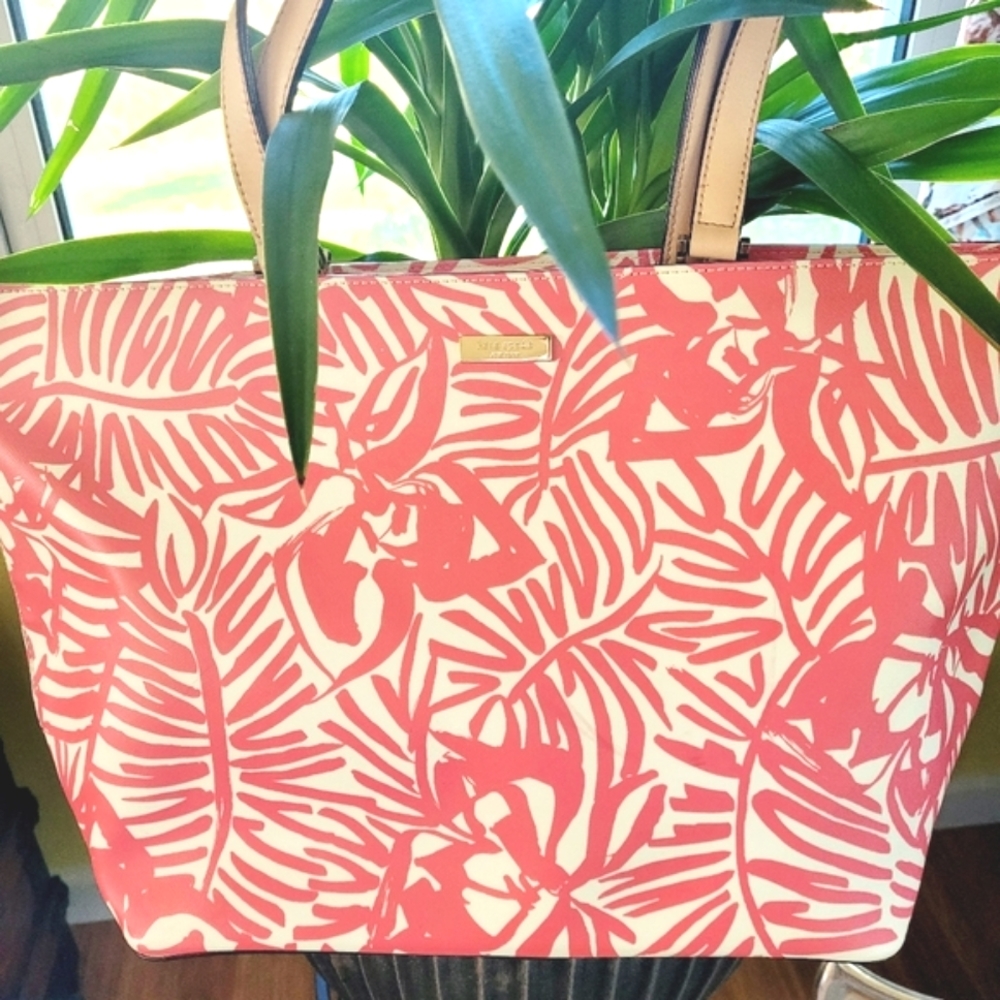 Kate Spade Coral & White Palm Print Purse 🌴Authentic